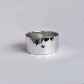 Flat Gold Wedding Ring | Stripe 10mm | Ring Builder