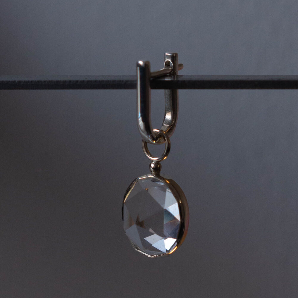 Oval Crystal Pendant — изображение 5